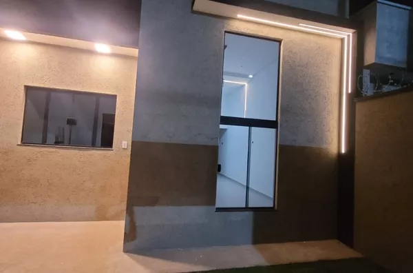 Casa com 2 quartos sendo 1 suíte - 90m² - Foto 1