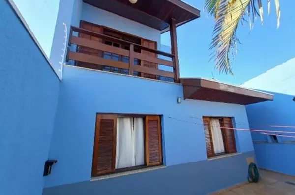Casa com 3 quartos sendo 1 suíte - 132m² - Foto 2