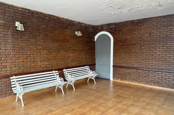 Casa com 4 quartos sendo 1 suíte - 280m² - Foto 2