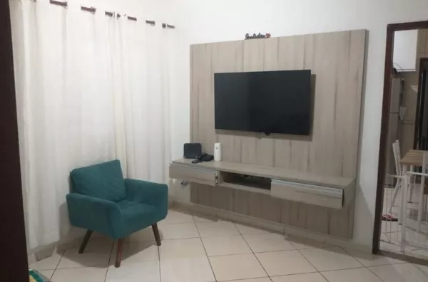 Casa com 3 dormitórios- 100m² - Foto 2