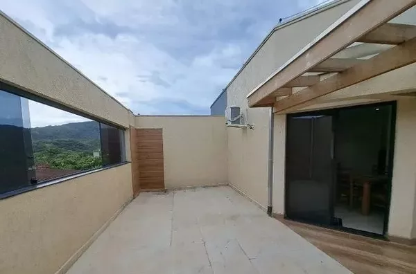 Cobertura com 2 dormitórios, sendo 1 suíte  - Condomínio Bertoni I, Ubatuba/SP. - Foto 1