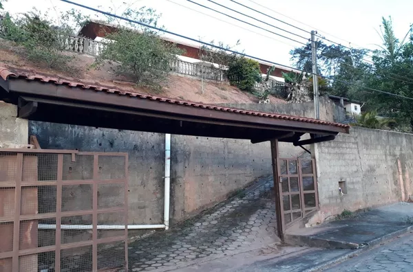 Chácara com 4 quartos sendo 1 suíte 262m² - Foto 2