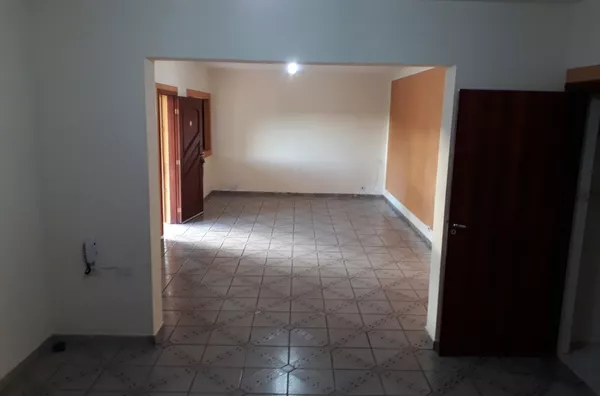 Chácara com 4 quartos sendo 1 suíte 262m² - Foto 3