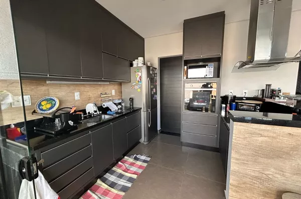 Casa 3 dormitórios sendo 1 suíte com closet e 1 demi-suíte 197,43m² - Condomínio Cataguá Way Norte,  Taubaté-SP - Foto 3