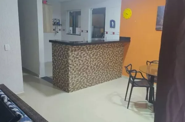 Sobrado, 4 dormitórios, sendo 2 suítes, 390m² de área privada - Bairro Sapé em Ubatuba/SP - Foto 4