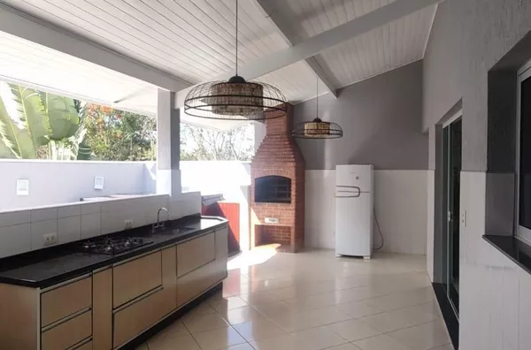 Casa á venda e locação com 4 dormitórios sendo 1 suíte no Campos do Conde Chambord - Foto 2