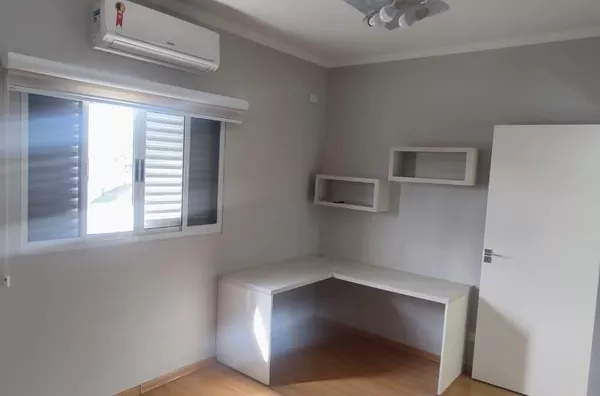 Casa á venda e locação com 4 dormitórios sendo 1 suíte no Campos do Conde Chambord - Foto 5