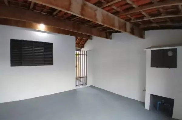 Casa com 2 quartos - 105m² - Foto 1