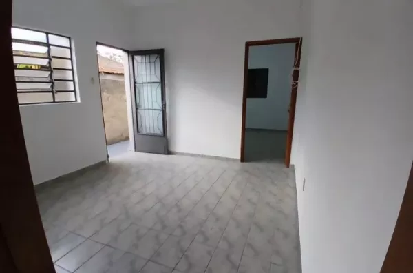 Casa com 2 quartos - 105m² - Foto 2