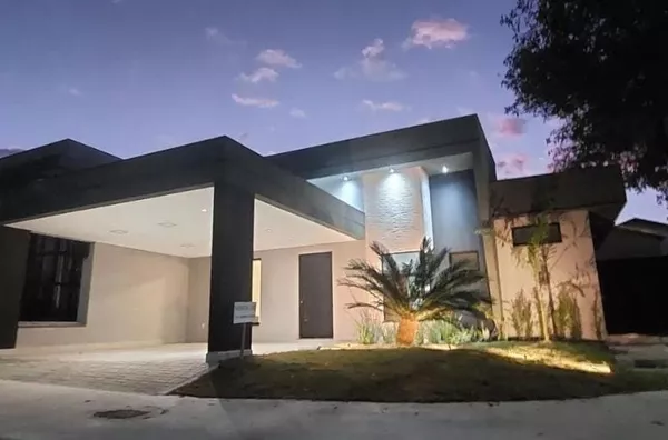 Casa com 3 dormitórios sendo 1 suíte 225m² - Foto 1