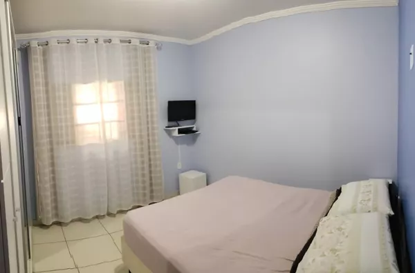 Casa 3 dormitórios (1 suíte) Bairro Jardim Baronesa -Taubaté - Foto 6