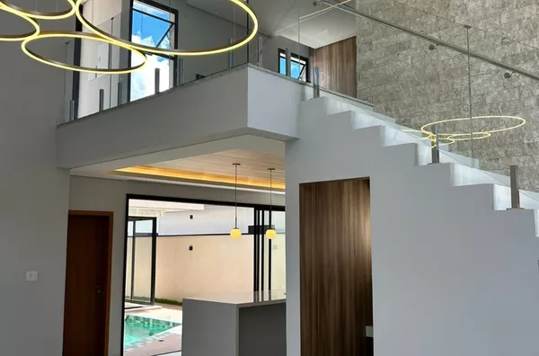Casa com3 dormitórios e uma suíte - 300m² - Foto 5
