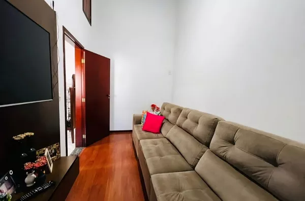 Sobrado com 3 quartos sendo 1 suíte 157m² - Foto 2