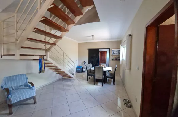 Sobrado á venda com 2 suítes. - Foto 2