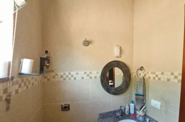 Sobrado á venda com 2 suítes. - Foto 6