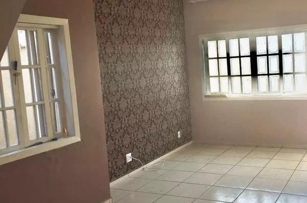 Sobrado com 3 dormitórios - Bairro Novo Horizonte, Taubaté/SP - Foto 1