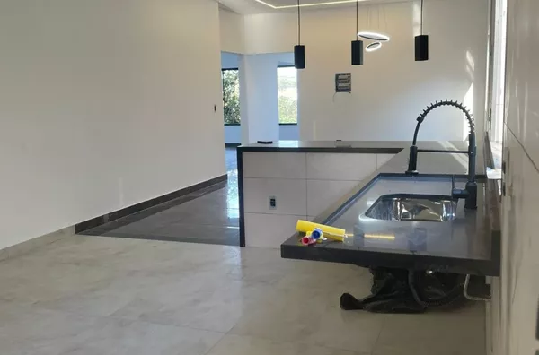 Sobrado com 3 quartos sendo 2 suítes - 260m² - Foto 6