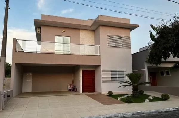 Casa com 3 quartos sendo 1 suíte - 218m² - Foto 1