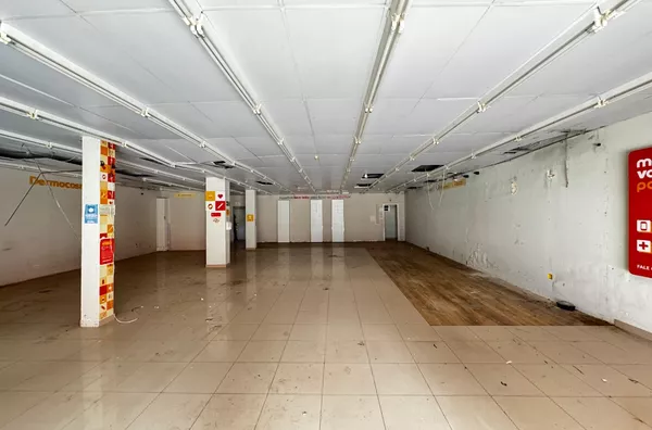 Ponto comercial 520m² de área total - Centro em Taubaté/SP - Foto 4