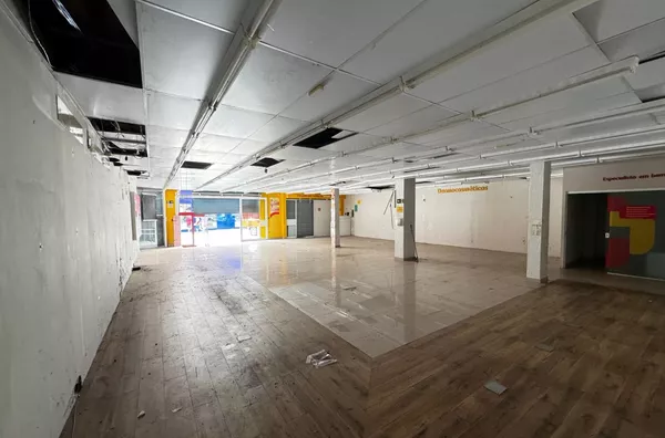 Ponto comercial 520m² de área total - Centro em Taubaté/SP - Foto 3