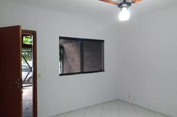 Casa com 2 quartos 100m² - Foto 2