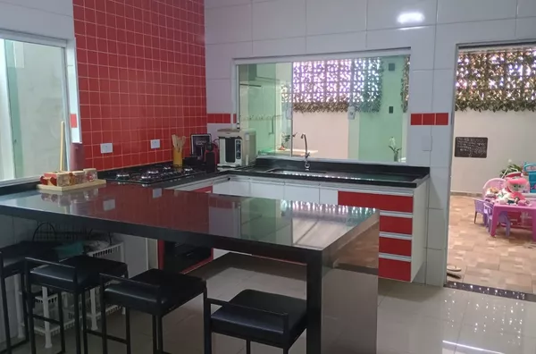 Sobrado com 3 quartos sendo 1 suíte 117,6m² - Foto 1