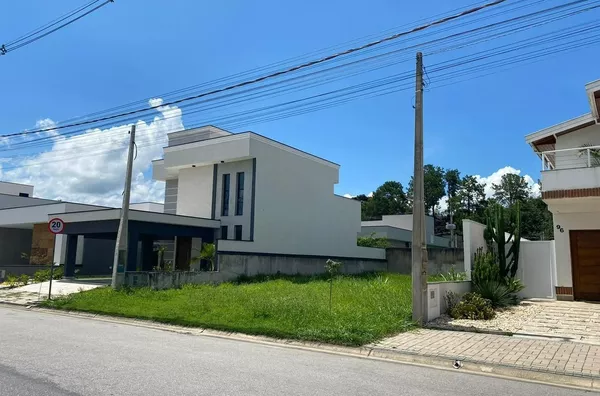 Terreno no Condomínio Morada do Visconde - Foto 1