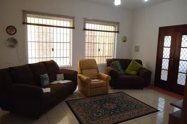 Casa 4 dormitórios - Jardim Santa Clara, Taubaté/SP - Foto 1