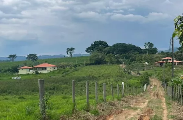 Terreno de 2.000m² - Borda da Mata - Caçapava/SP - Foto 1