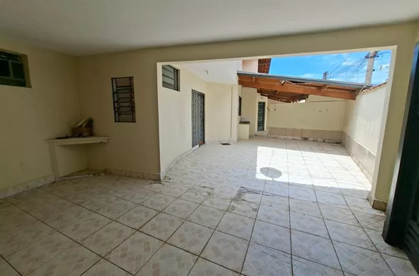 Casa com quintal para venda Jardim do Sol, Taubaté-SP - Foto 2