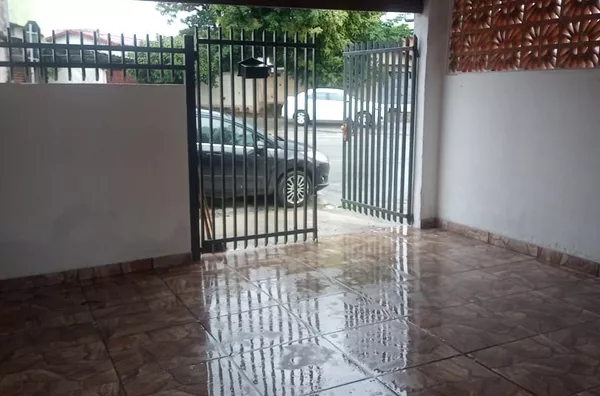 Casa Térrea no Bairro Ipanema - Foto 2