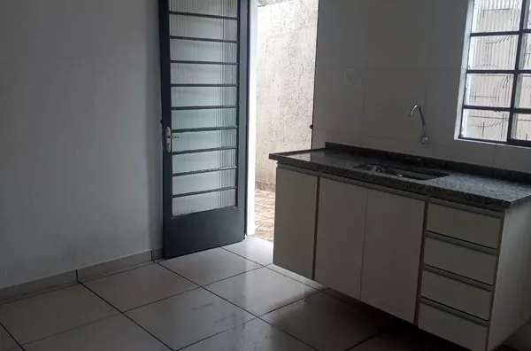 Casa Térrea no Bairro Ipanema - Foto 6