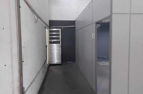 Galpão 852m² - Quinta das Frutas, Taubaté/SP - Foto 4