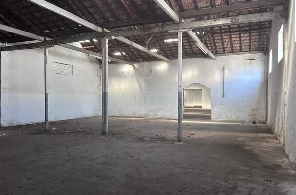 Galpão para Locação - 2.100m² - Foto 5