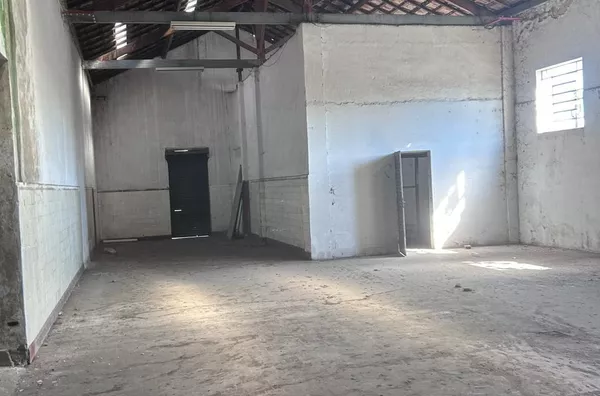 Galpão para Locação - 2.100m² - Foto 3