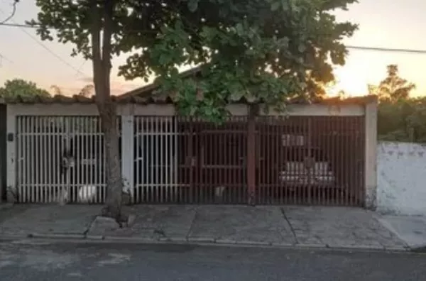 Casa com 3 dormitórios, sendo 1 suíte - Parque Senhor do Bonfim, Taubaté/SP - Foto 1