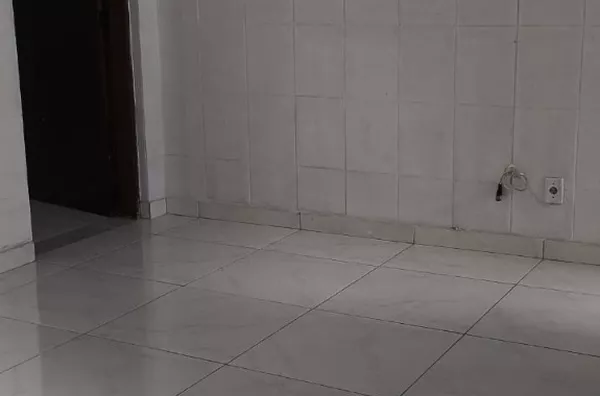 Casa para venda com pequeno ponto comercial. - Foto 5