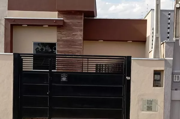 Casa com 3 dormitórios, sendo 1 suíte, 79m² de área privativa - Jardim Oásis em Taubaté/SP - Foto 1