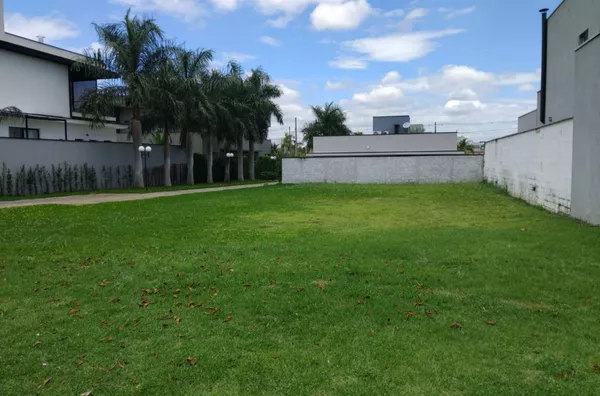 Terreno de 420m² de área total - Condomínio Green Park, Quiririm - Taubaté/SP - Foto 1