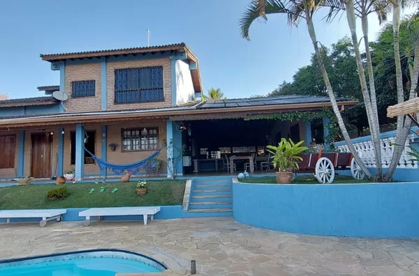 Chácara com 4 quartos sendo 1 suíte - 285m² - Foto 1