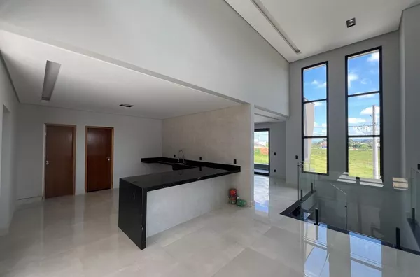 Sobrado com 3 suítes, 320m² de área privativa- Condomínio Santa Mônica, Parque Residencial Maria Elmira em Caçapava/SP - Foto 2