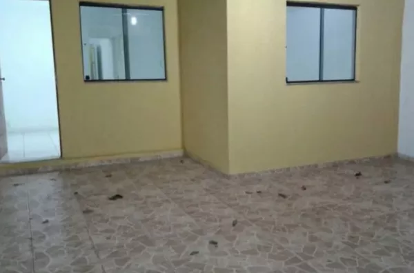 Casa com 3 quartos 100m² (possui edícula) - Foto 2
