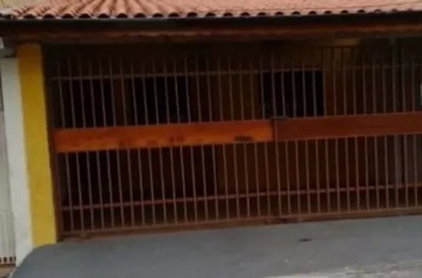 Casa com 3 quartos 100m² (possui edícula) - Foto 1