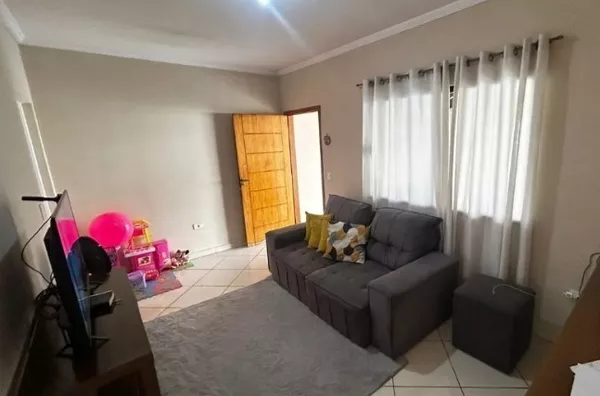 Casa com 2 dormitórios, sendo 1 suíte, 105m² - Foto 3
