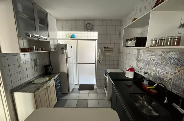Apartamento com 3 dormitórios, sendo 1 suíte - Centro, Ubatuba/SP. - Foto 5