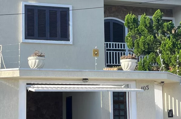 Sobrado com 3 dormitórios- 300m²- Jabuticabeiras - Foto 1