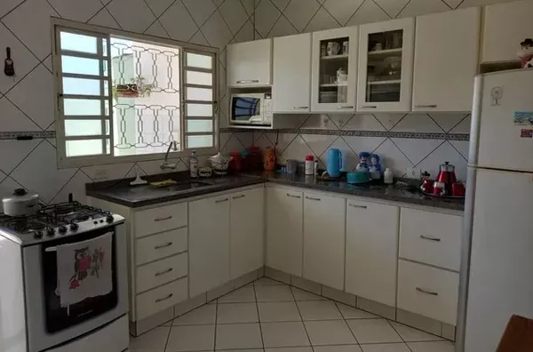 Casa com 2 dormitórios e 153m² -  Tremembé/SP - Foto 2