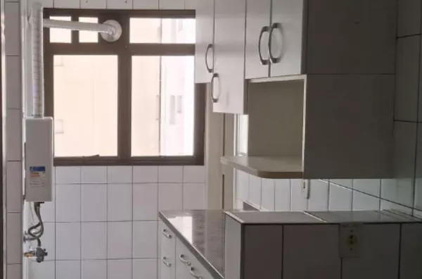 Apartamento com 3 dormitórios sendo 1 suíte 94m² - Foto 4