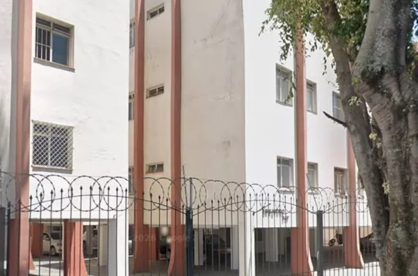 Apartamento com 2 dormitórios sendo 1 suíte - 68m² - Foto 1