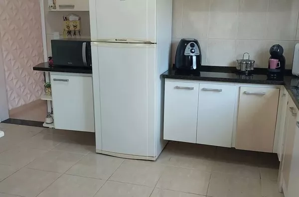 Casa com 2 dormitórios, sendo 1 suíte, 122m² - Parque Senhor do Bonfim em Taubaté/SP - Foto 3